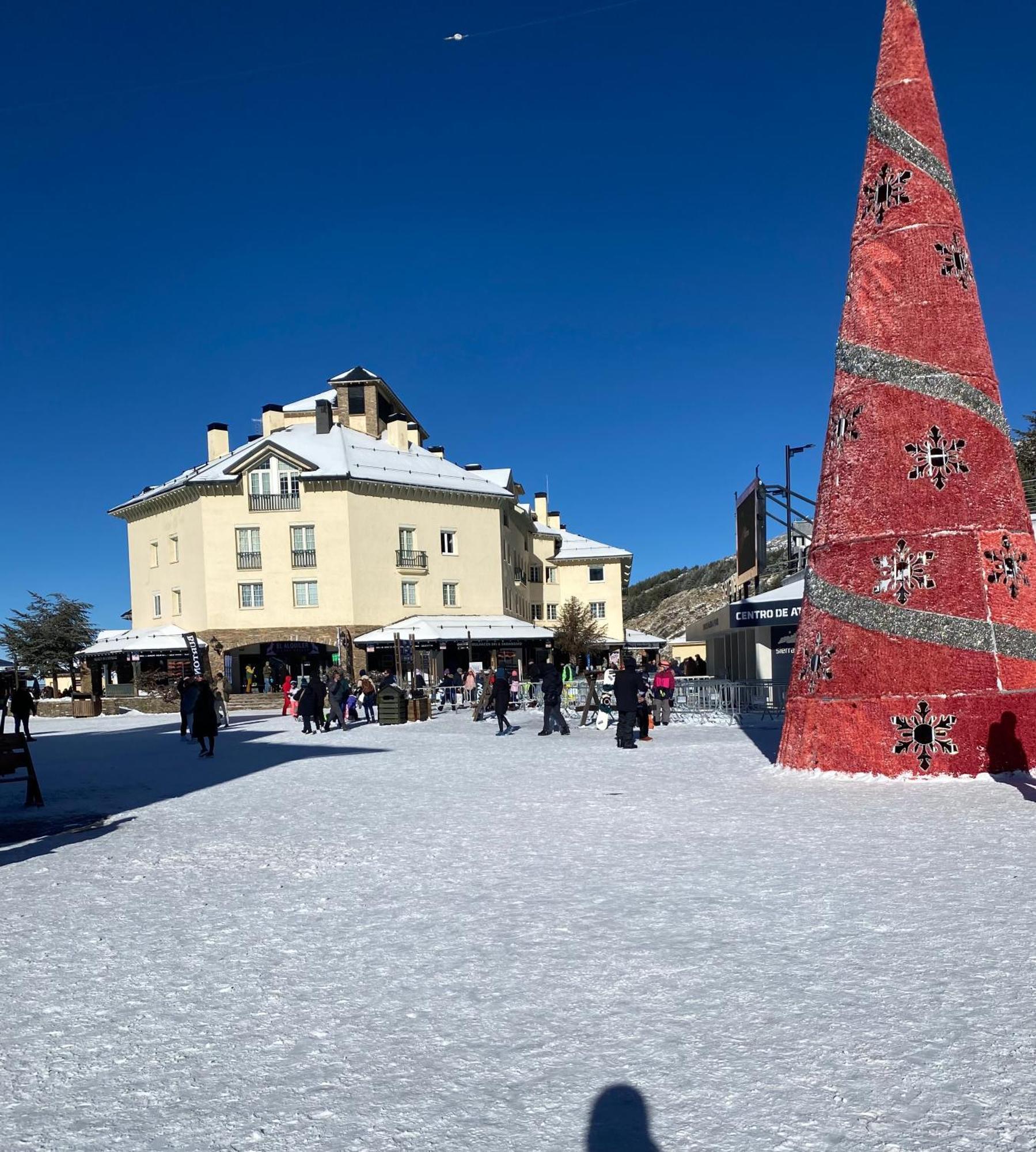 Apartamento Alpino Plaza De Andalucia A Pie De Pistas Sierra Nevada Eksteriør bilde